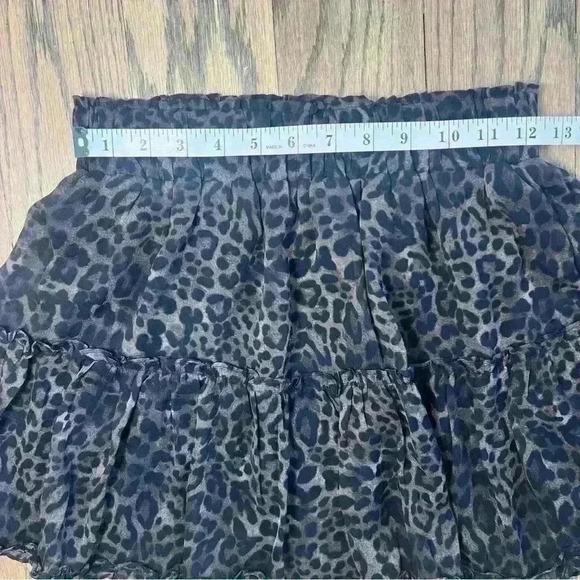 Olivaceous Ruffled Leopard Print Lined Mini Skirt Size Small - Picture 9 of 12